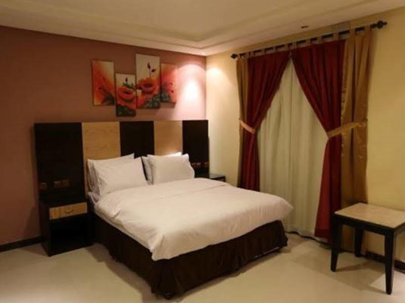 Aparthotel Tulip Al Rawdah Riadh Exterior foto